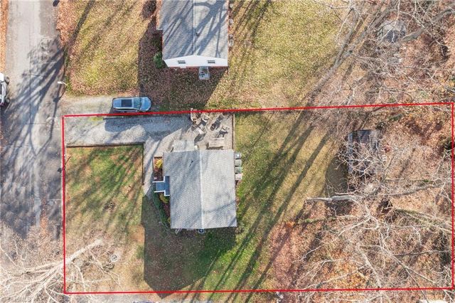 2815 Robin Hood Drive, Greensboro, NC 27408