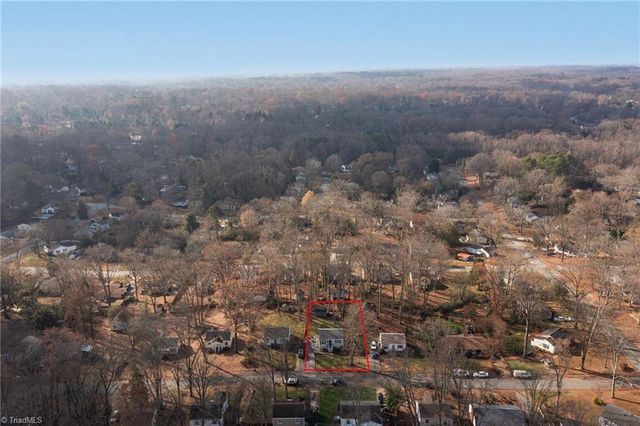 2815 Robin Hood Drive, Greensboro, NC 27408