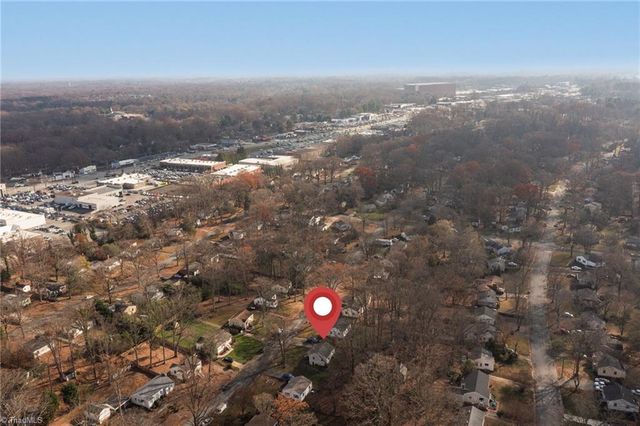 2815 Robin Hood Drive, Greensboro, NC 27408