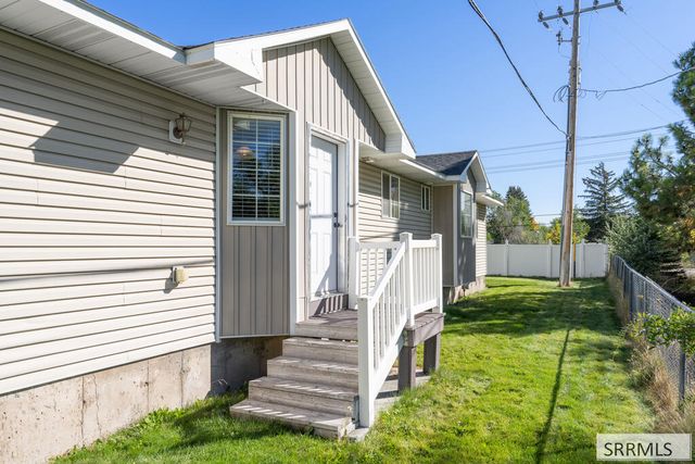 3496 O'bryant Street, Idaho Falls, ID 83401