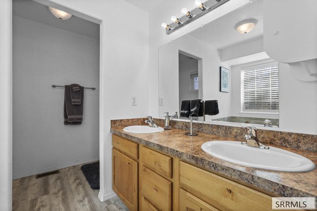 3496 O'bryant Street, Idaho Falls, ID 83401