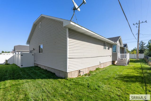 3496 O'bryant Street, Idaho Falls, ID 83401