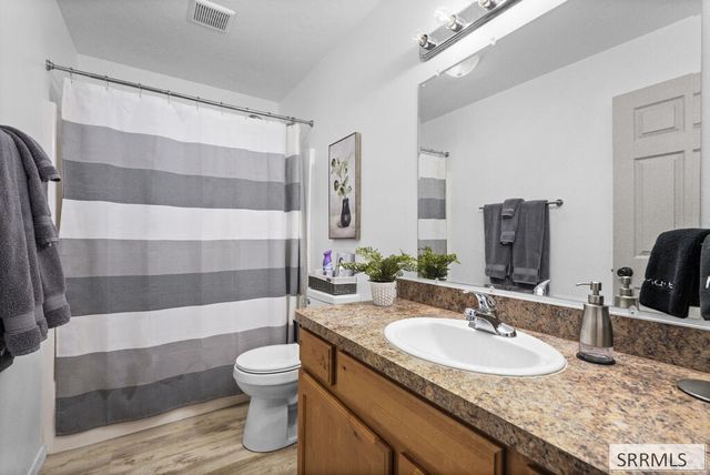 3496 O'bryant Street, Idaho Falls, ID 83401
