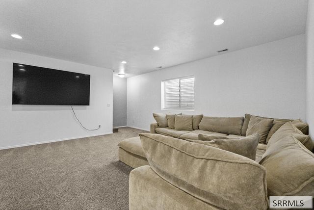 3496 O'bryant Street, Idaho Falls, ID 83401