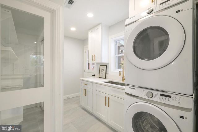 617 GREENBRIER DR, Silver Spring, MD 20910