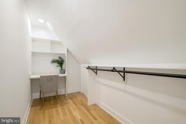 617 GREENBRIER DR, Silver Spring, MD 20910