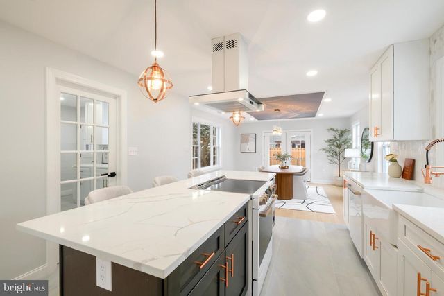 617 GREENBRIER DR, Silver Spring, MD 20910