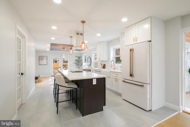 617 GREENBRIER DR, Silver Spring, MD 20910