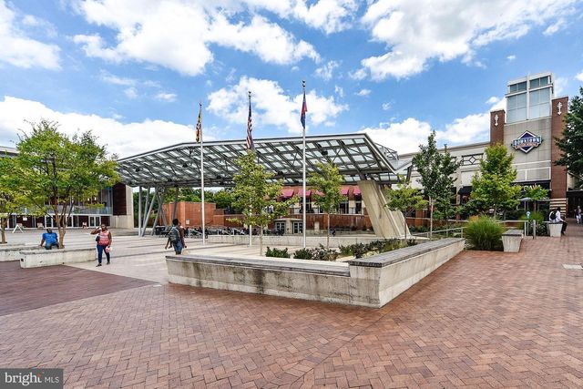 617 GREENBRIER DR, Silver Spring, MD 20910