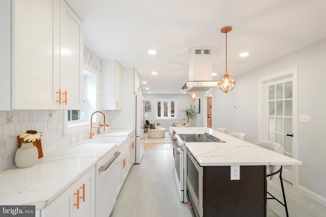 617 GREENBRIER DR, Silver Spring, MD 20910