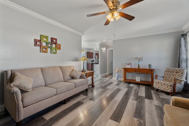 613 Ginger Dr, Smithville, TN 37166