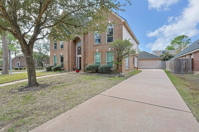 15403 Redbud Leaf Lane, Cypress, TX 77433