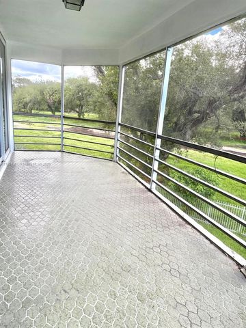 1201 NE 191st St G304, Miami, FL 33179