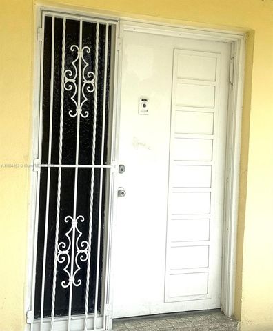 1201 NE 191st St G304, Miami, FL 33179