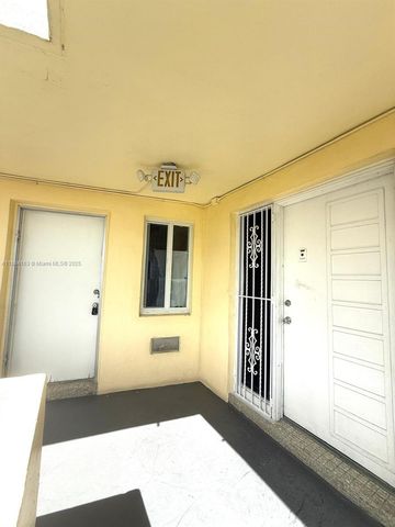 1201 NE 191st St G304, Miami, FL 33179