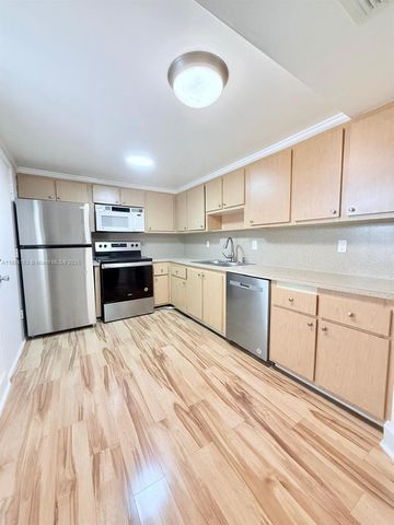 1201 NE 191st St G304, Miami, FL 33179