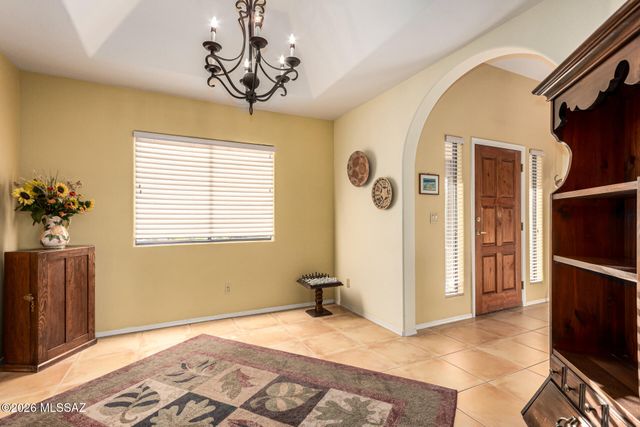 4522 W Sunset Plaza Court, Tucson, AZ 85743