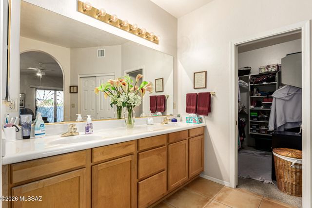 4522 W Sunset Plaza Court, Tucson, AZ 85743