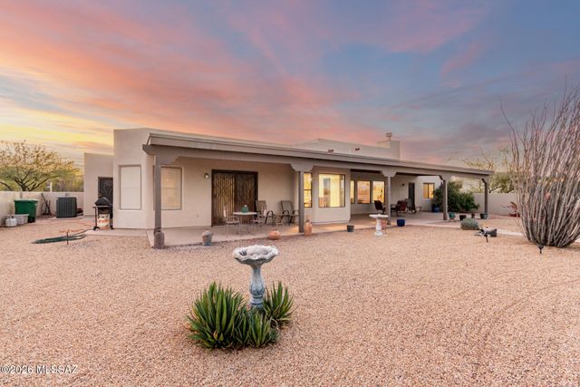 4522 W Sunset Plaza Court, Tucson, AZ 85743