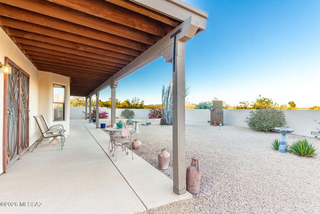 4522 W Sunset Plaza Court, Tucson, AZ 85743