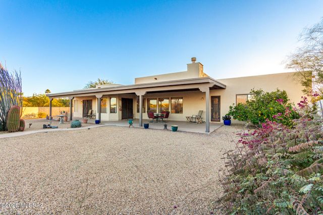 4522 W Sunset Plaza Court, Tucson, AZ 85743