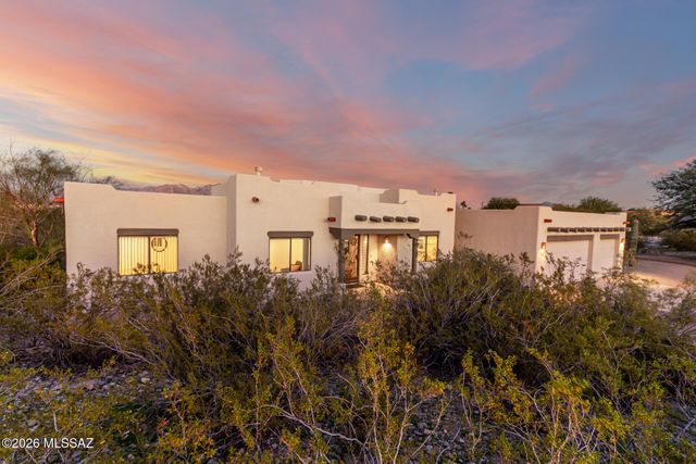 4522 W Sunset Plaza Court, Tucson, AZ 85743