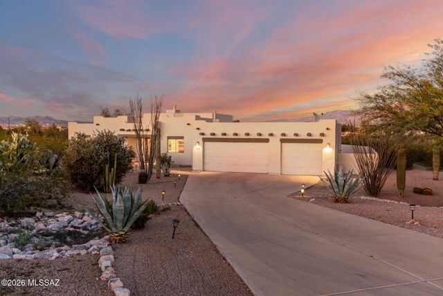 4522 W Sunset Plaza Court, Tucson, AZ 85743