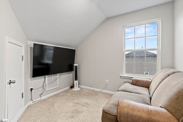 124 Screech Drive, Fountain Inn, SC 29644