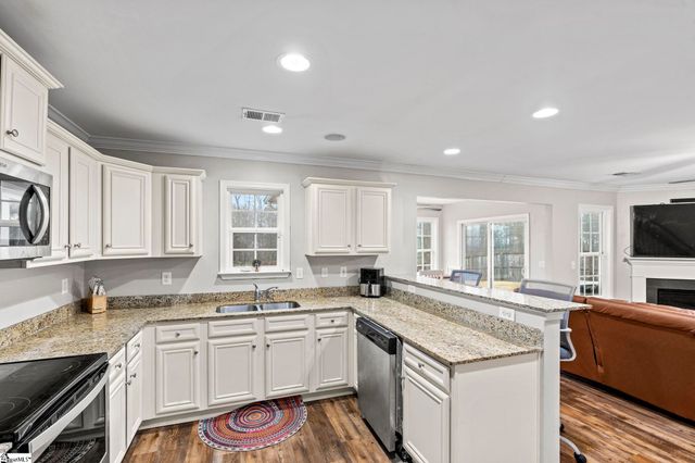 124 Screech Drive, Fountain Inn, SC 29644