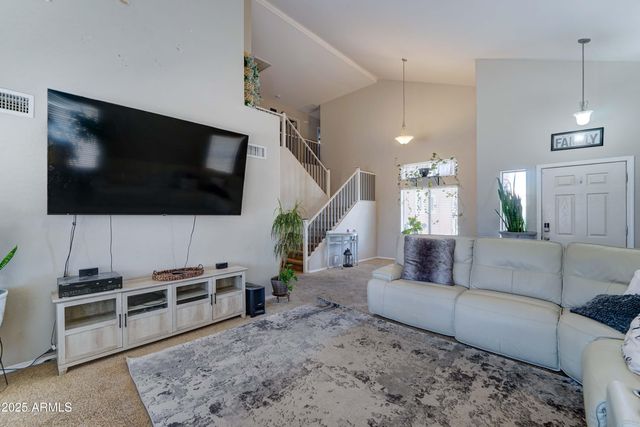 25519 W CROWN KING Road, Buckeye, AZ 85326