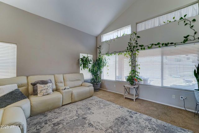 25519 W CROWN KING Road, Buckeye, AZ 85326