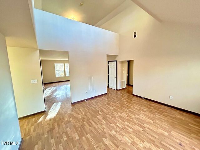 25568 Calima Drive, Abingdon, VA 24210