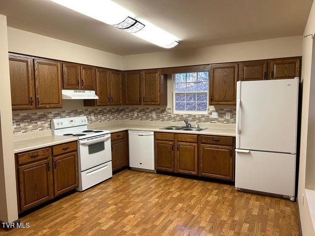 25568 Calima Drive, Abingdon, VA 24210