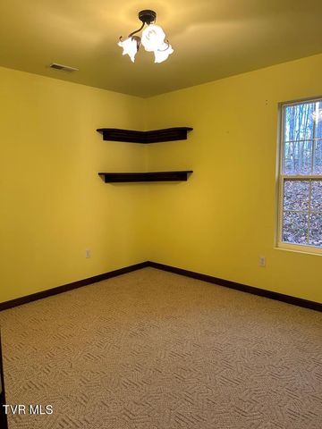 25568 Calima Drive, Abingdon, VA 24210