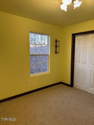 25568 Calima Drive, Abingdon, VA 24210