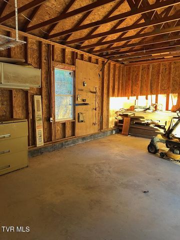 25568 Calima Drive, Abingdon, VA 24210