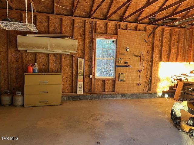 25568 Calima Drive, Abingdon, VA 24210