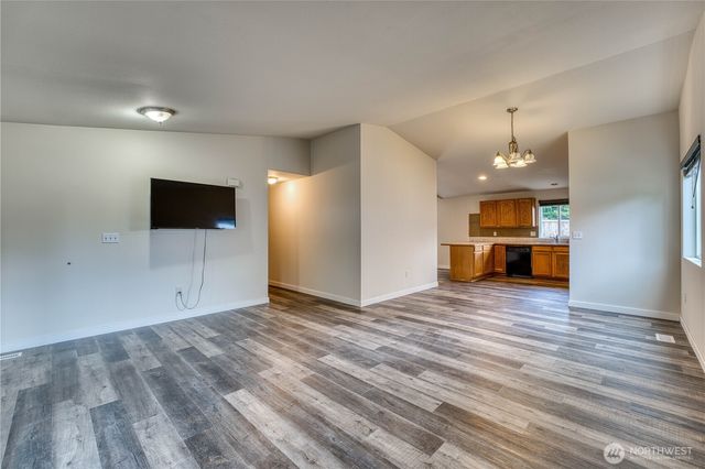912 Eagle Crest Place, Port Orchard, WA 98366