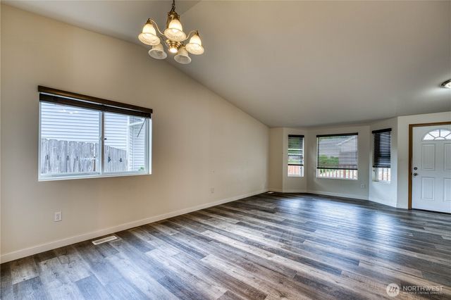 912 Eagle Crest Place, Port Orchard, WA 98366