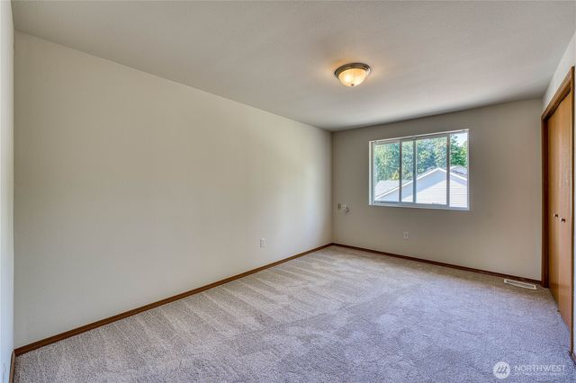 912 Eagle Crest Place, Port Orchard, WA 98366