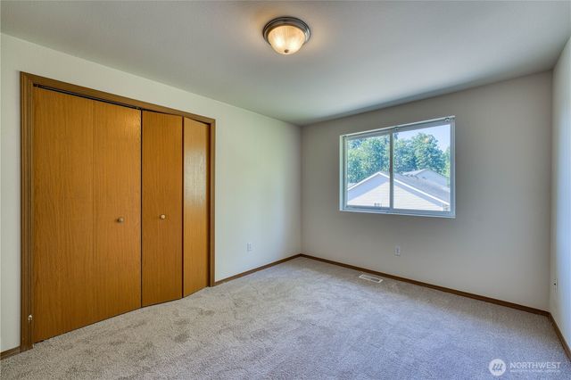 912 Eagle Crest Place, Port Orchard, WA 98366