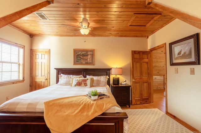 270 Raintree Valley, Pangburn, AR 72121