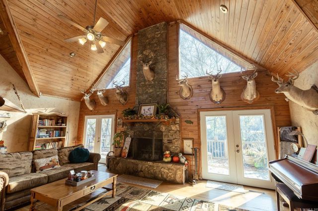 270 Raintree Valley, Pangburn, AR 72121