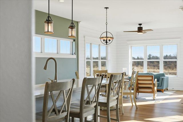 4173 Hanover Drive, Deforest, WI 53532