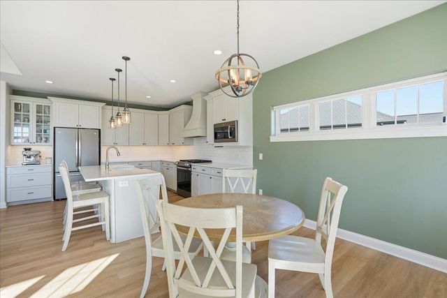 4173 Hanover Drive, Deforest, WI 53532