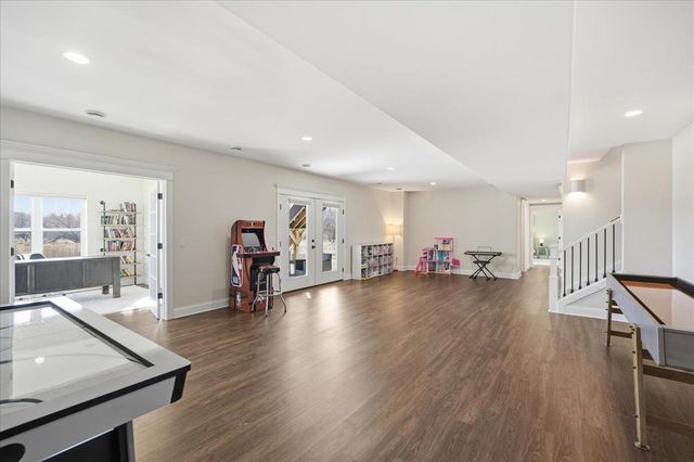 4173 Hanover Drive, Deforest, WI 53532