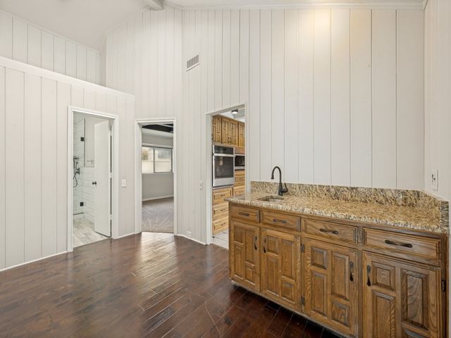 2702 Lookout Place, Carrollton, TX 75007