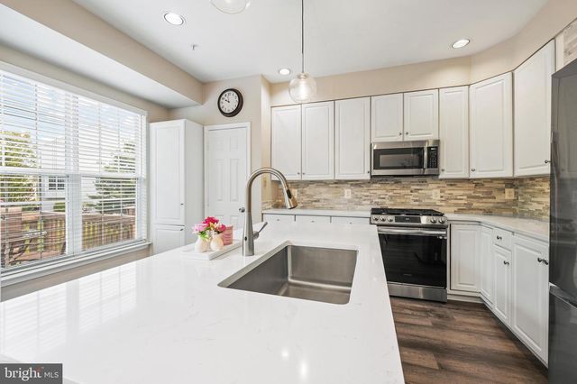 20227 YANKEE HARBOR PL, Gaithersburg, MD 20886