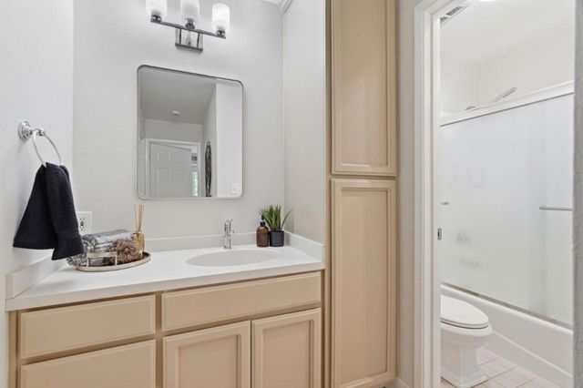 292 Tradewinds Drive 4, San Jose, CA 95123