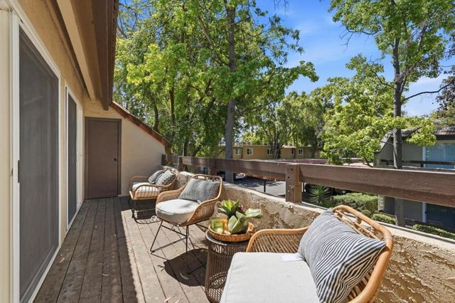 292 Tradewinds Drive 4, San Jose, CA 95123